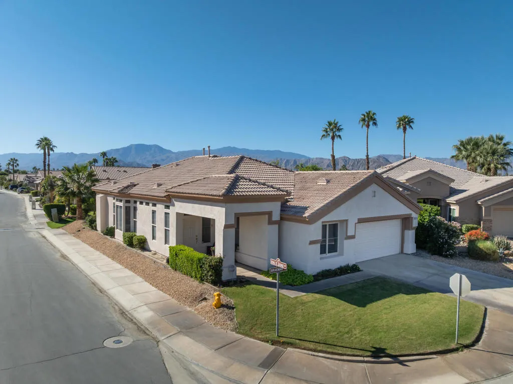 80729 Braemar Court, Indio, California 92201 home-pic-3