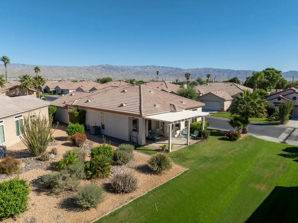 80729 Braemar Court, Indio, California 92201 home-pic-43