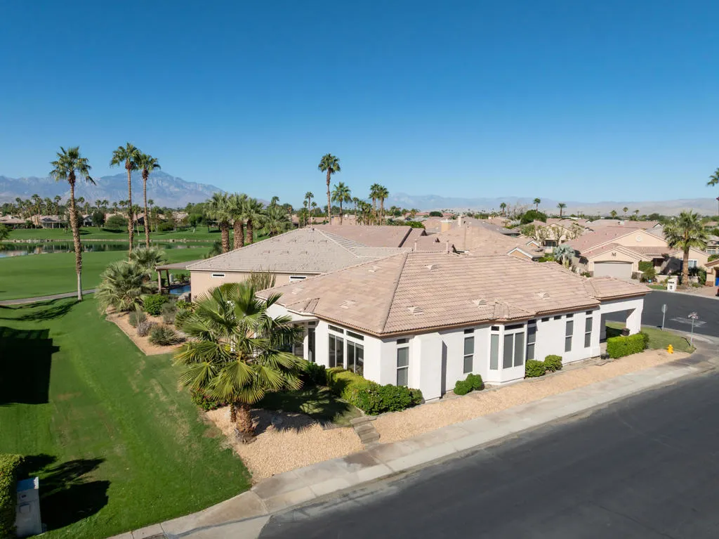 80729 Braemar Court, Indio, California 92201 home-pic-44