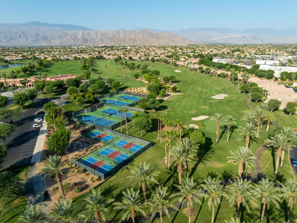 80729 Braemar Court, Indio, California 92201 home-pic-53