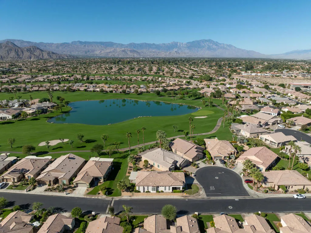 80729 Braemar Court, Indio, California 92201 home-pic-47
