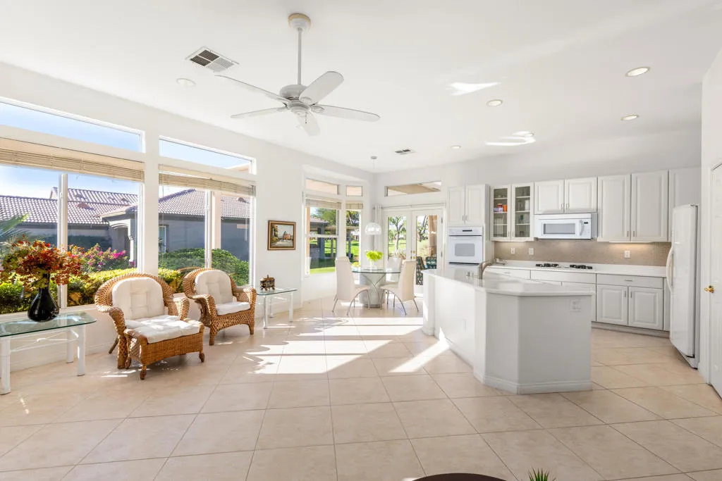 80729 Braemar Court, Indio, California 92201 home-pic-14