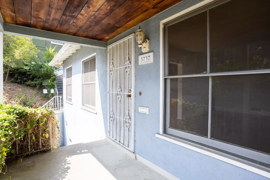 3735 Arbolada, Los Angeles, California 90027 home-pic-26