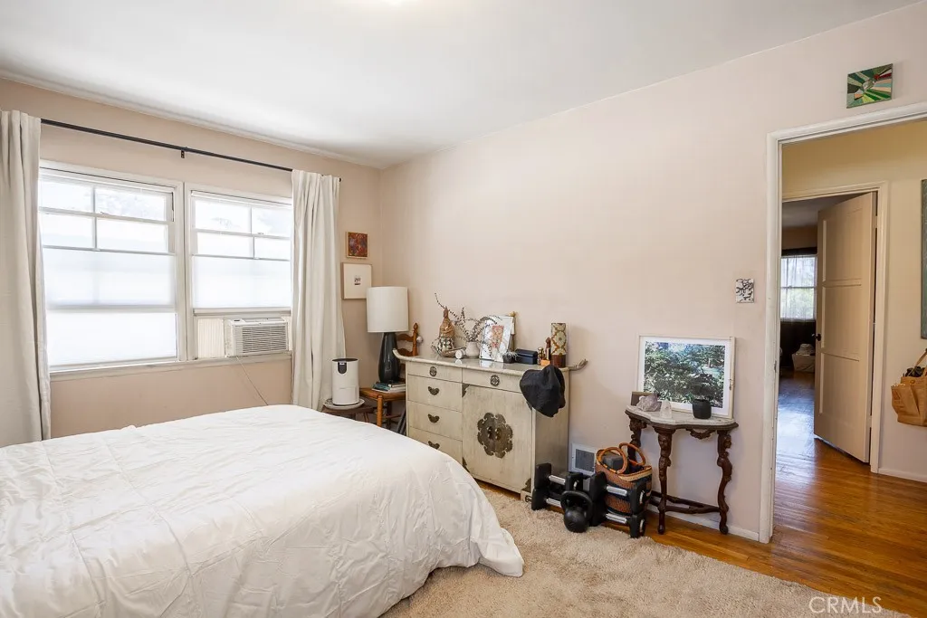 3735 Arbolada, Los Angeles, California 90027 home-pic-19