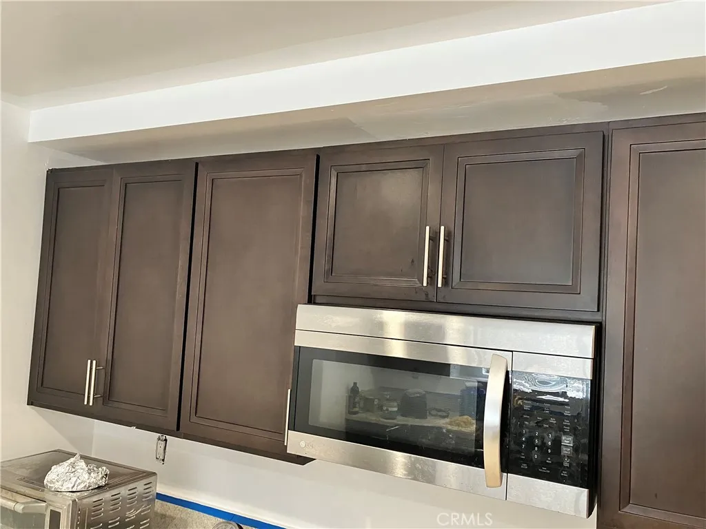 1818 W 81st, Los Angeles, California 90047 home-pic-39