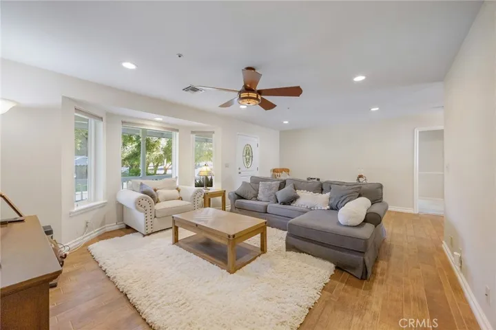 Detached Guest House (Interior)