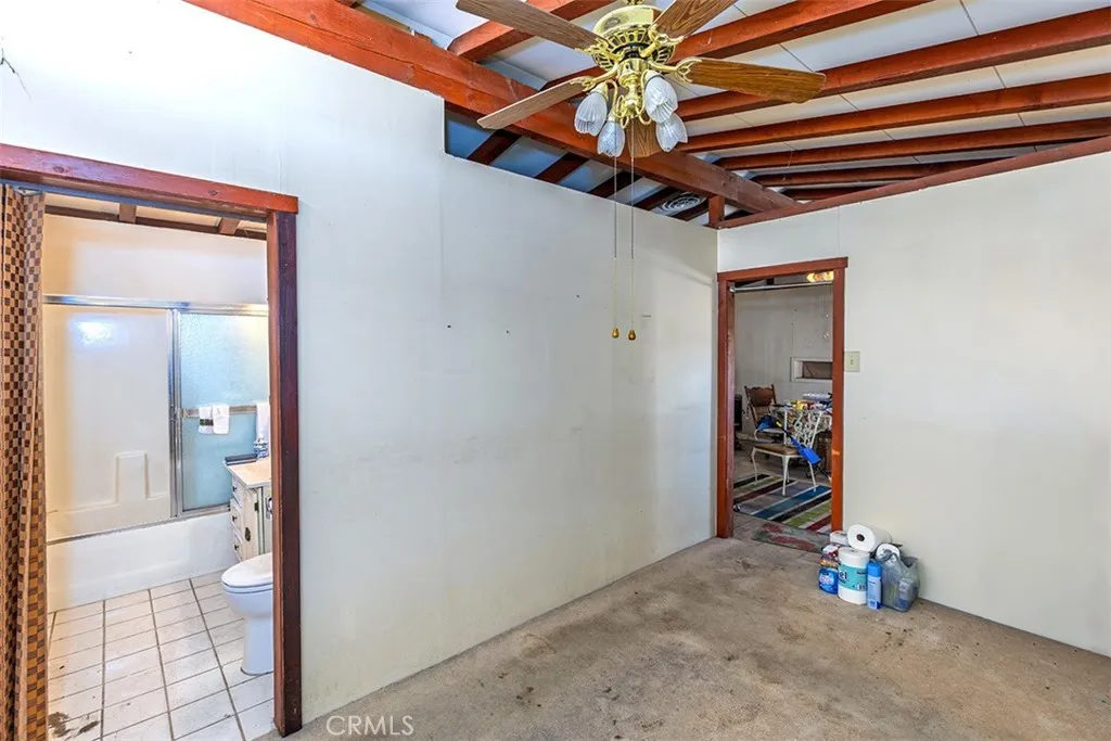 1495 Alta Avenue, Yucca Valley, California 92284 home-pic-12