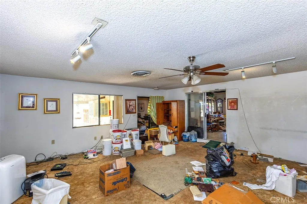 1495 Alta Avenue, Yucca Valley, California 92284 home-pic-18