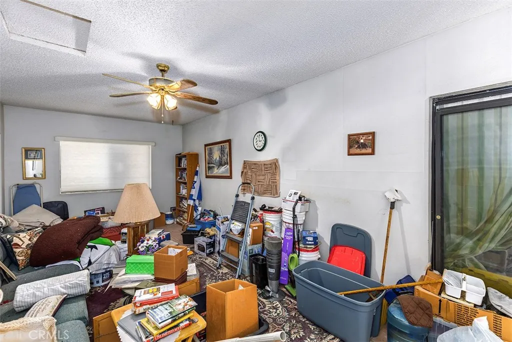 1495 Alta Avenue, Yucca Valley, California 92284 home-pic-23