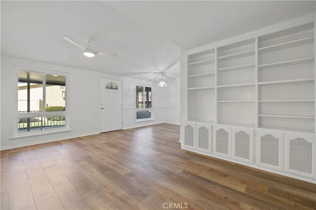 19152 Avenue Of The Oaks B, Newhall, California 91321 home-pic-6