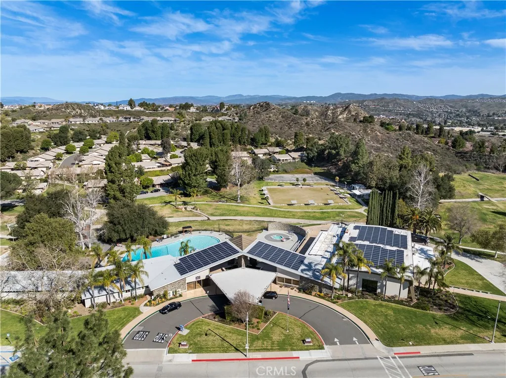 19152 Avenue Of The Oaks B, Newhall, California 91321 home-pic-53