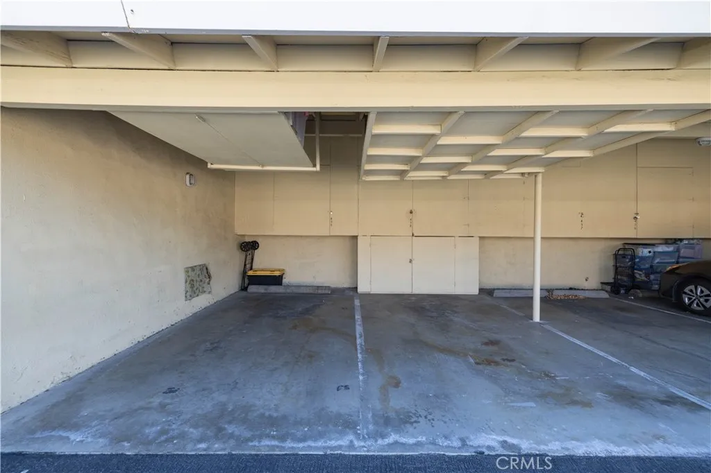 19152 Avenue Of The Oaks B, Newhall, California 91321 home-pic-39