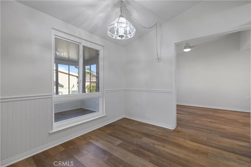 19152 Avenue Of The Oaks B, Newhall, California 91321 home-pic-8