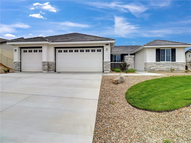 35881 Wildwood Crest Drive, Yucaipa, California 92399