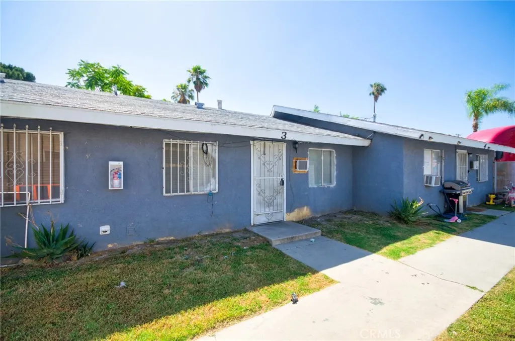 188 E 11th Street 1-4, San Bernardino, California 92410 home-pic-18