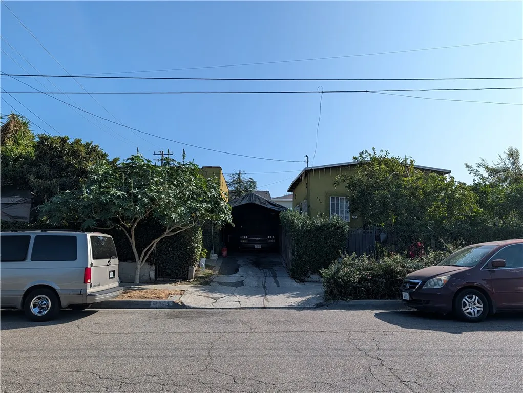 836 N Alma, City Terrace, California 90063 home-pic-29