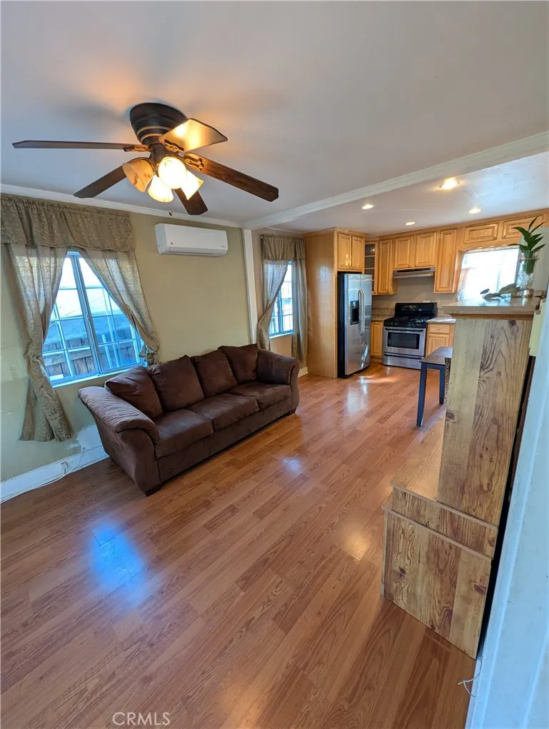 836 N Alma, City Terrace, California 90063 home-pic-9