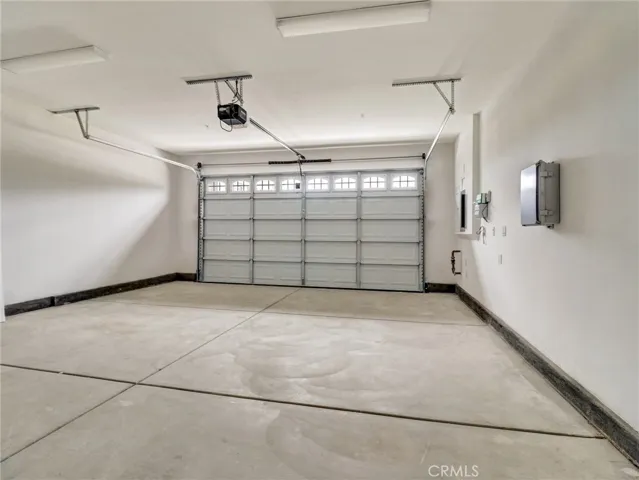 35887 Wildwood Crest Drive, Yucaipa, California 92399