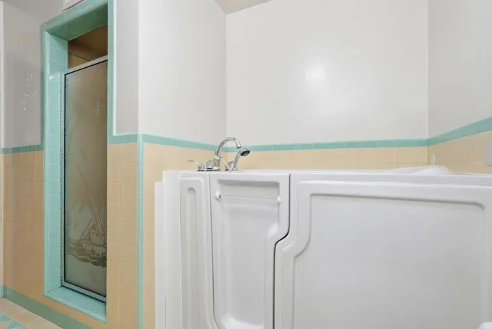 418 Sybil Avenue, San Leandro, California 94577