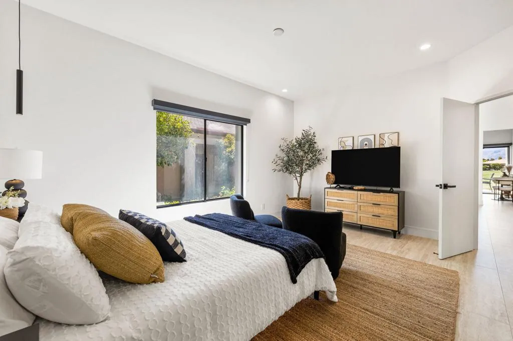 11 Bedroom 1 toward tv