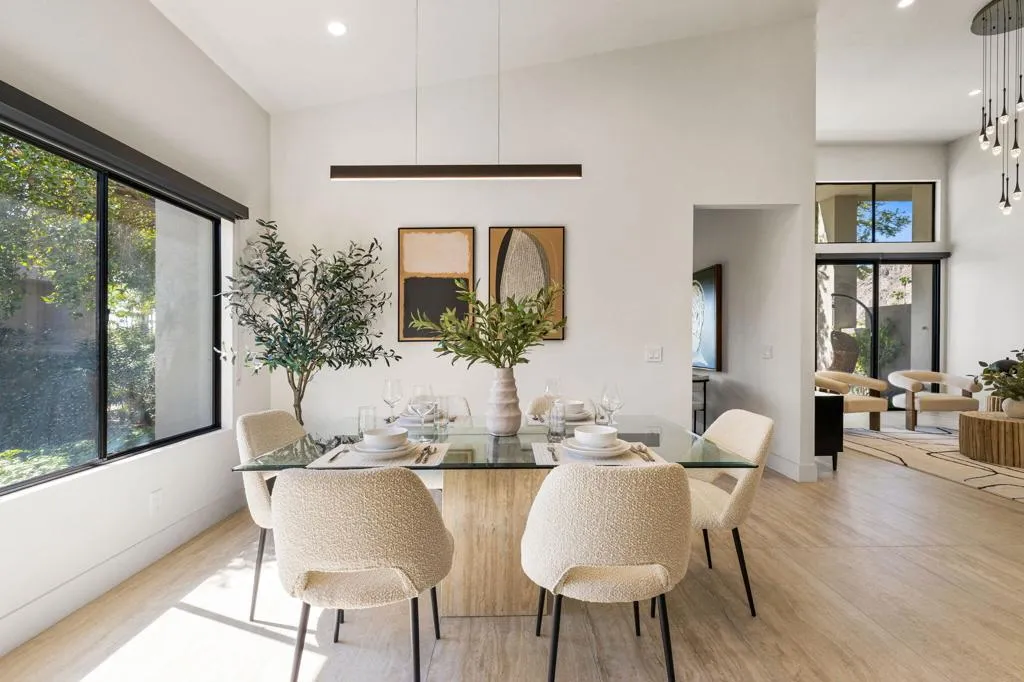 18 dining room solo
