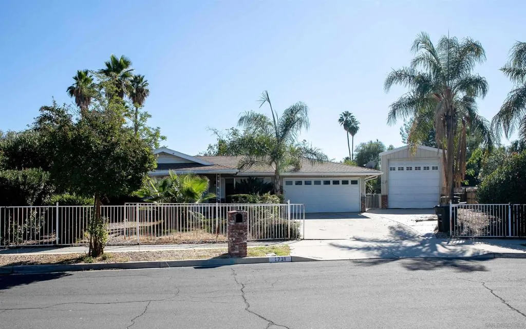 1731 Brady Ln, Hemet, California 92544 home-pic-1