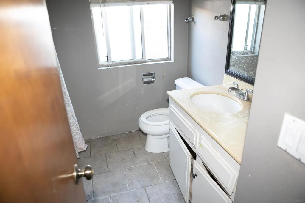 1731 Brady Ln, Hemet, California 92544 home-pic-17
