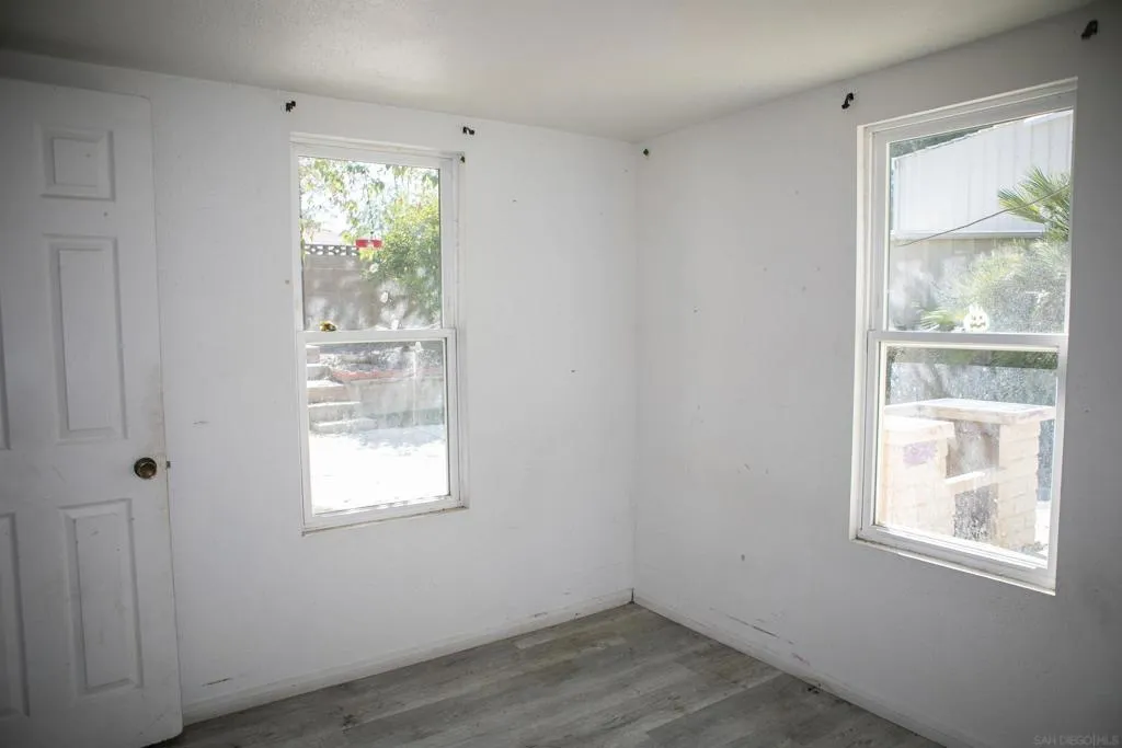1731 Brady Ln, Hemet, California 92544 home-pic-8