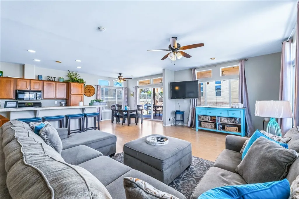 1181 Marina, Needles, California 92363 home-pic-6