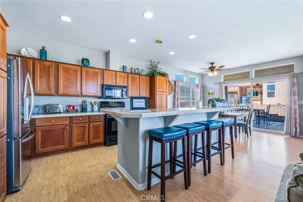 1181 Marina, Needles, California 92363 home-pic-8
