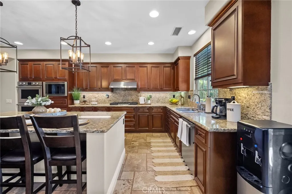 46331 Hunter Trail, Temecula, California 92592 home-pic-20