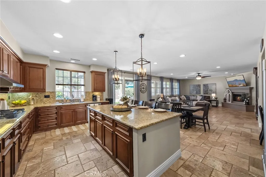 46331 Hunter Trail, Temecula, California 92592 home-pic-22