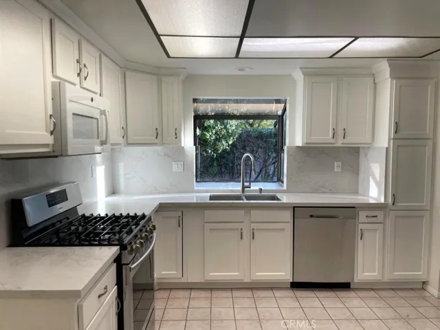 20430 Via Cadiz, Yorba Linda, California 92886