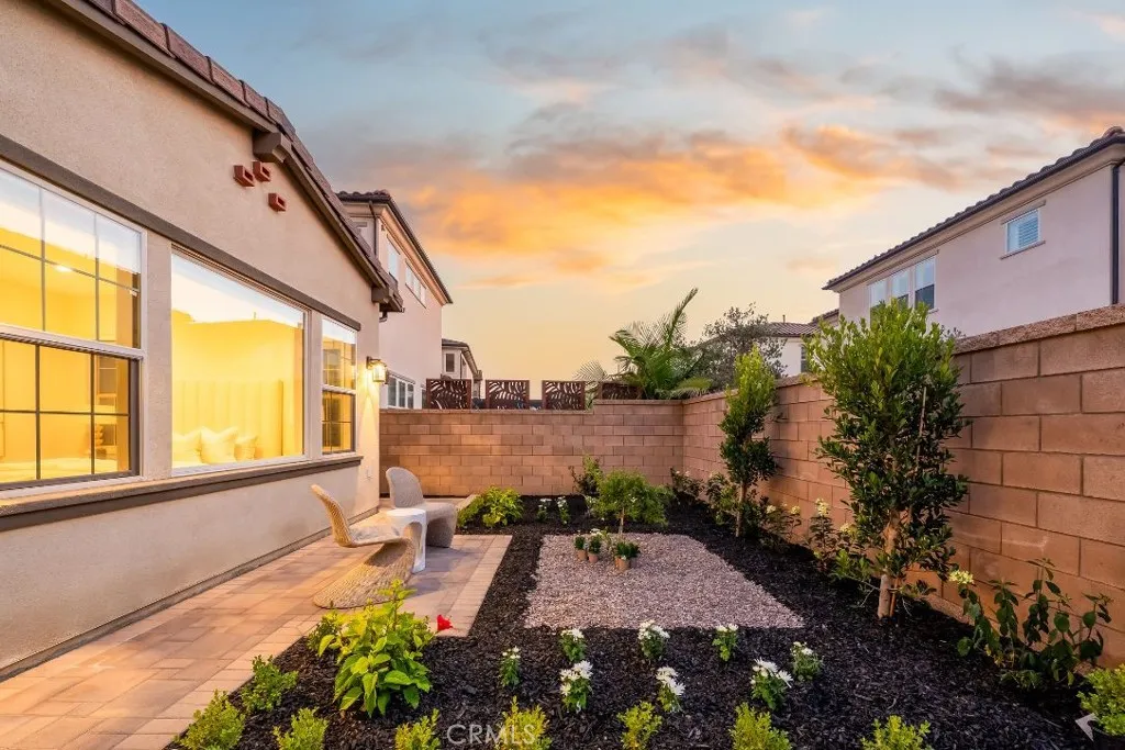 17301 Juniper Lane, Huntington Beach, California 92649 home-pic-52