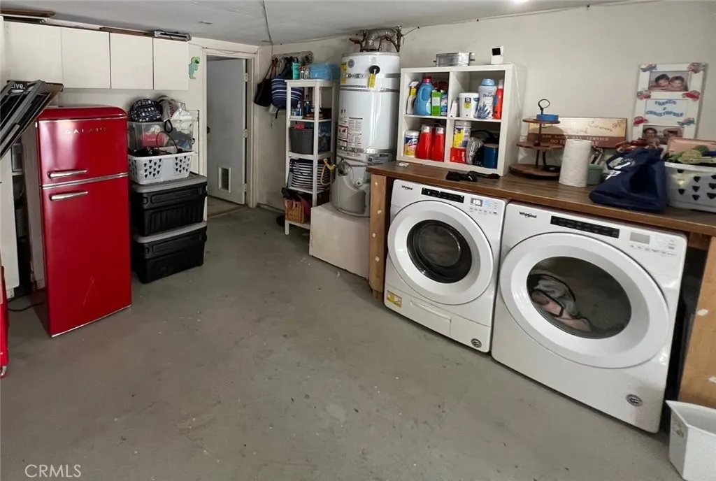18146 Oxnard 48, Tarzana, California 91356 home-pic-36