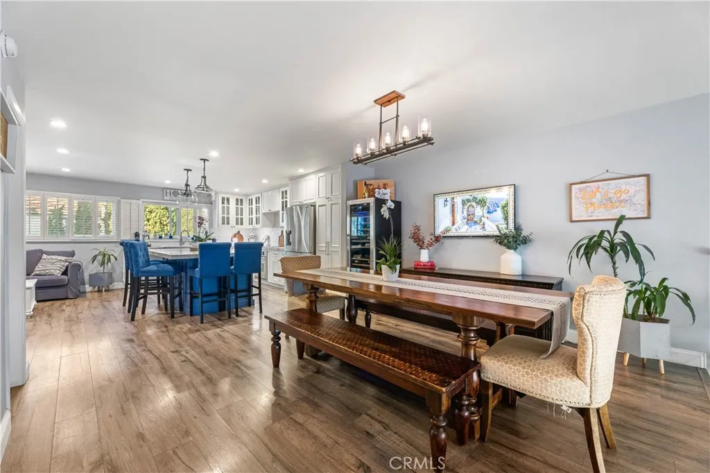 18146 Oxnard 48, Tarzana, California 91356 home-pic-7