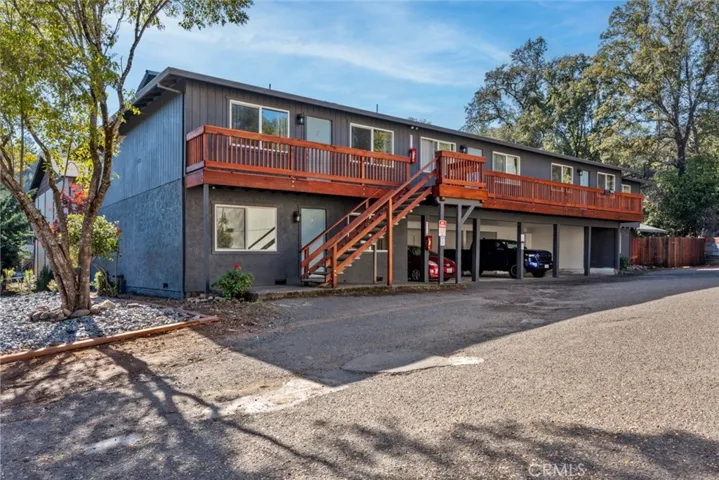 2020 S Dora, Ukiah, California 95482