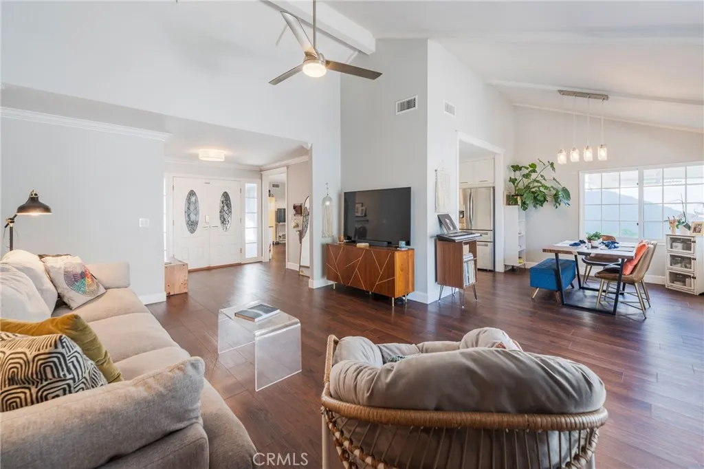20582 Queens Park, Huntington Beach, California 92646 home-pic-13
