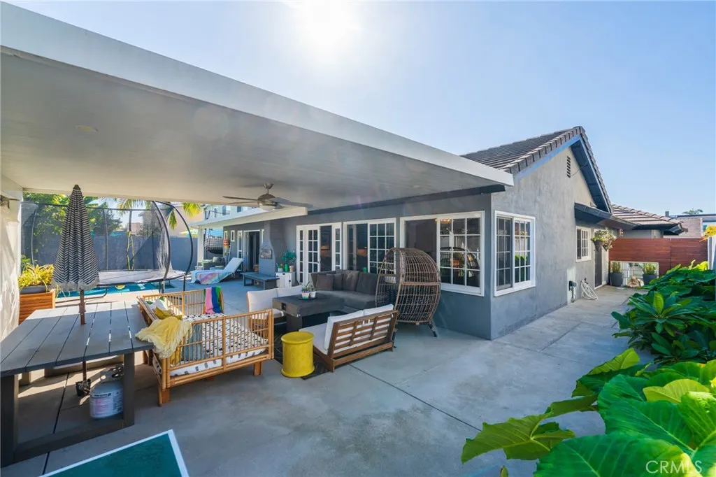 20582 Queens Park, Huntington Beach, California 92646 home-pic-39