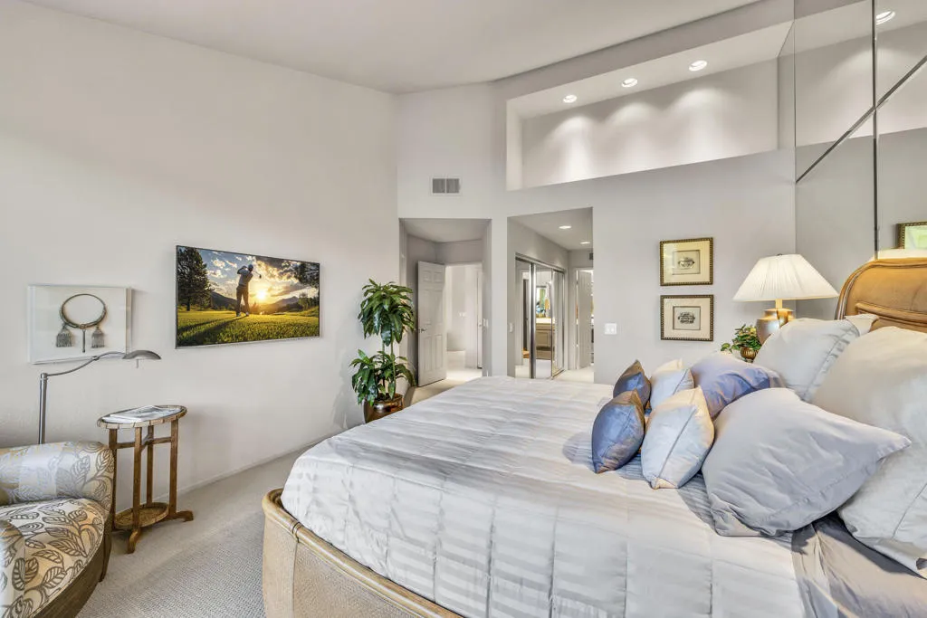 38873 Palm Valley Drive, Palm Desert, California 92211 home-pic-16