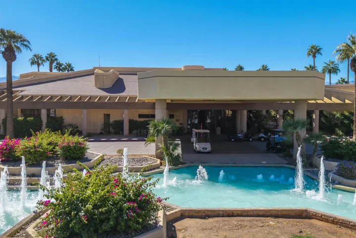 Palm Valley CC - Clubhouse