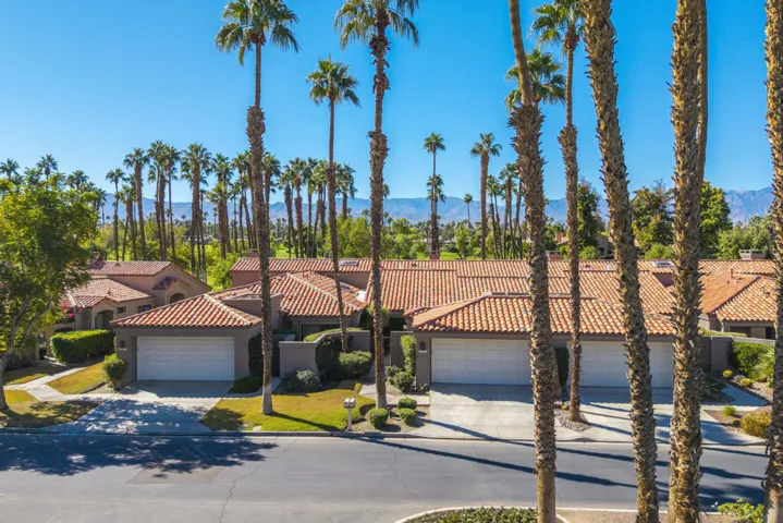 38873 Palm Valley - Aerial Front Ext
