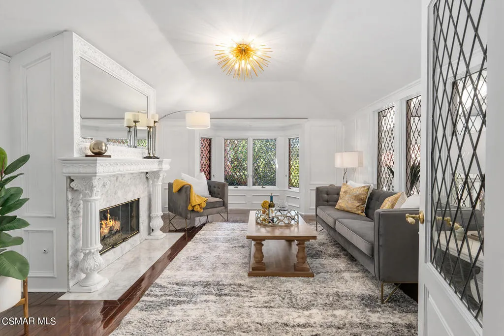 31640 Saddletree Drive, Westlake Village, California 91361 home-pic-4