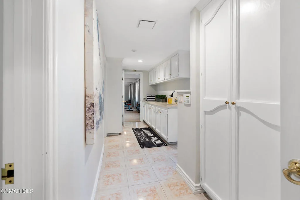 31640 Saddletree Drive, Westlake Village, California 91361 home-pic-41