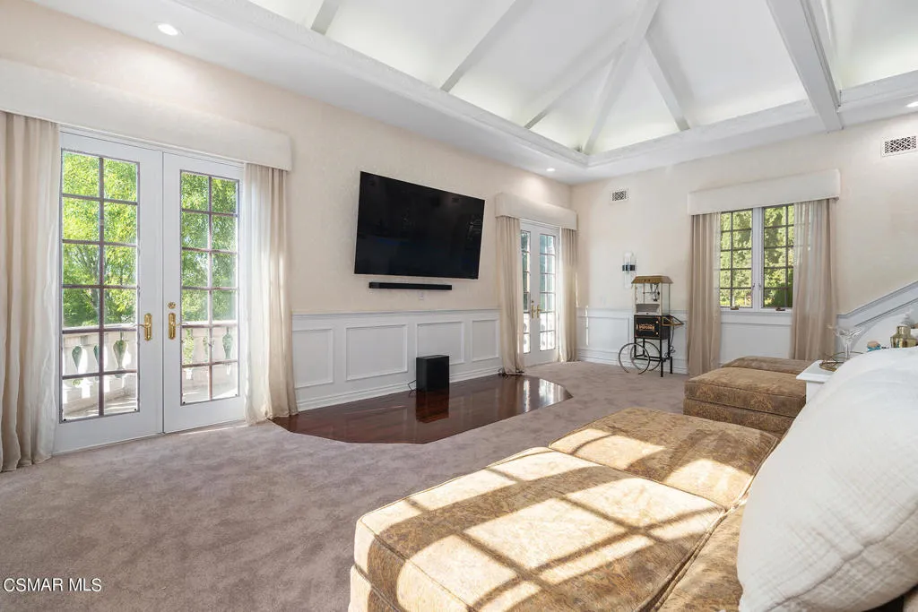 31640 Saddletree Drive, Westlake Village, California 91361 home-pic-30