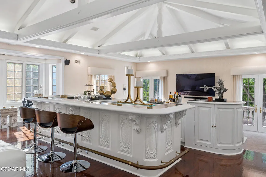 31640 Saddletree Drive, Westlake Village, California 91361 home-pic-25