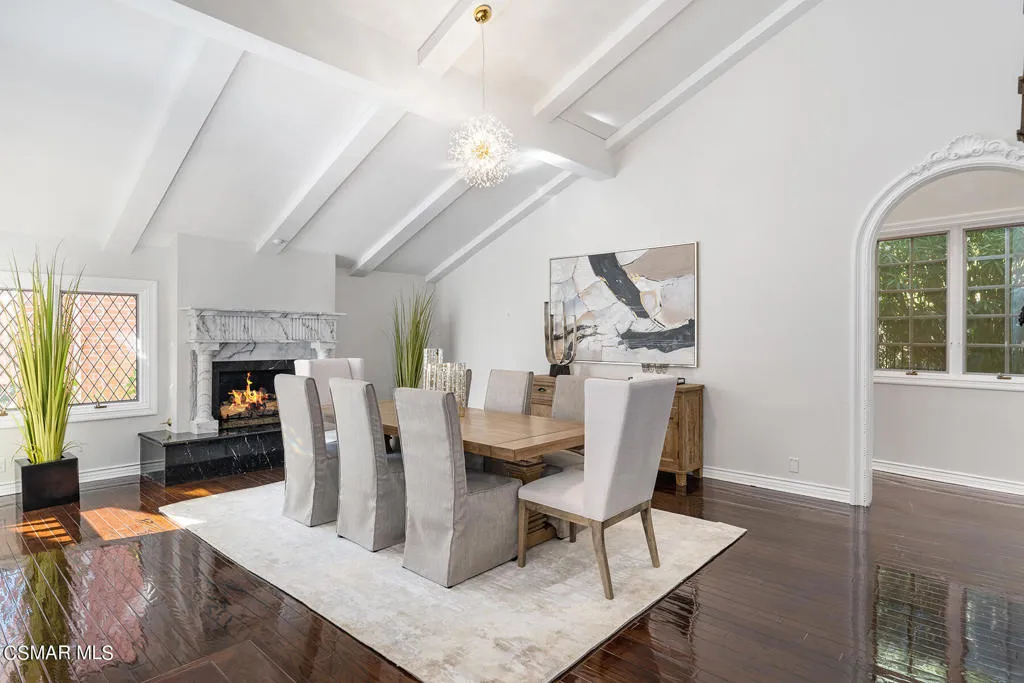 31640 Saddletree Drive, Westlake Village, California 91361 home-pic-6