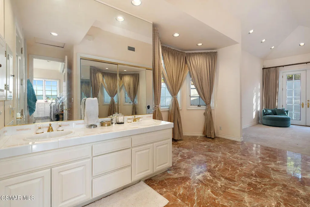 31640 Saddletree Drive, Westlake Village, California 91361 home-pic-62