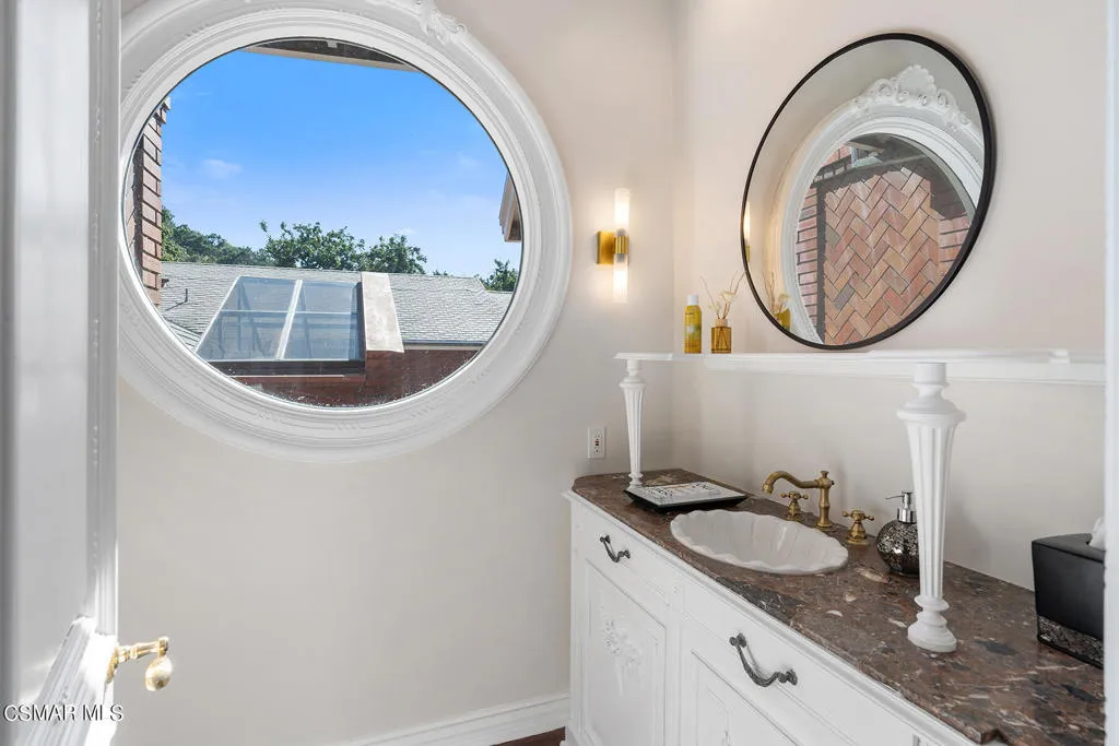 31640 Saddletree Drive, Westlake Village, California 91361 home-pic-21
