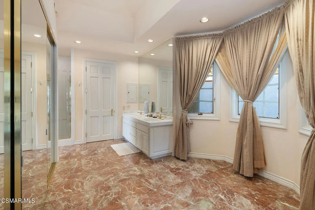 31640 Saddletree Drive, Westlake Village, California 91361 home-pic-61
